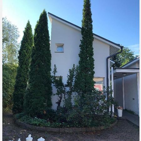 Ferienwohnung Pieni Huone 1 Km Jokirannasta Turku Exterior foto